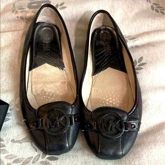 KORS Michael Kors Shoes - 8,5 Michael Kors MK black Fulton ballet shoes flats loafers guc